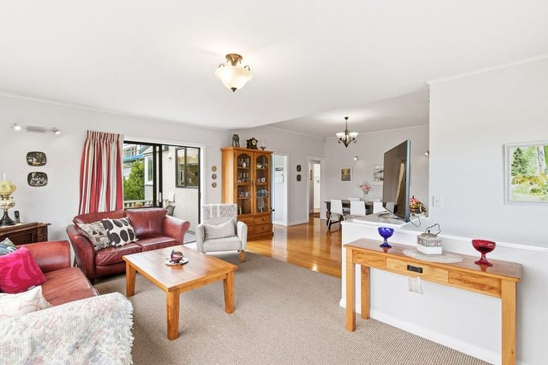 Photo of property in 51 Kinghorne Street, Strathmore Park, Wellington, 6022