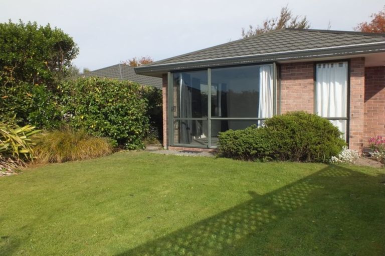Photo of property in 12 Rustic Lane, Spreydon, Christchurch, 8024