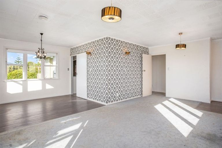 Photo of property in 21 Waiho Terrace, Elsdon, Porirua, 5022