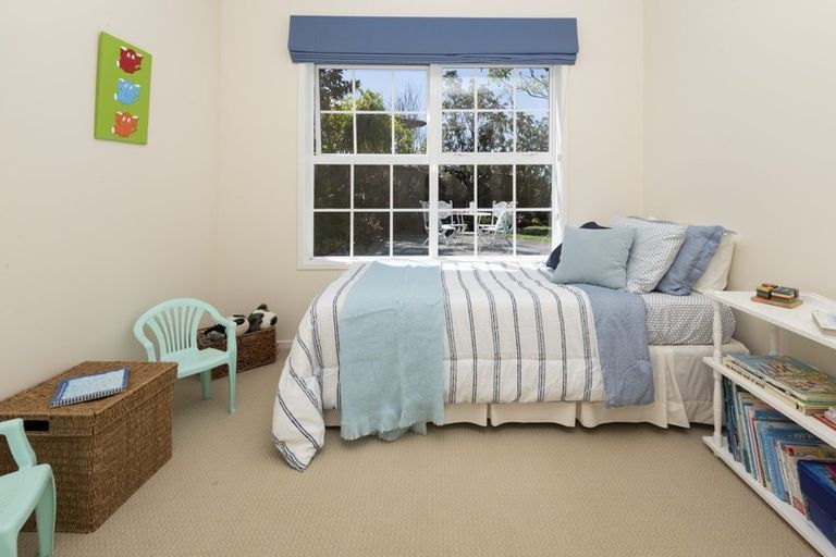 Photo of property in 40 Clovelly Road, Bucklands Beach, Auckland, 2012