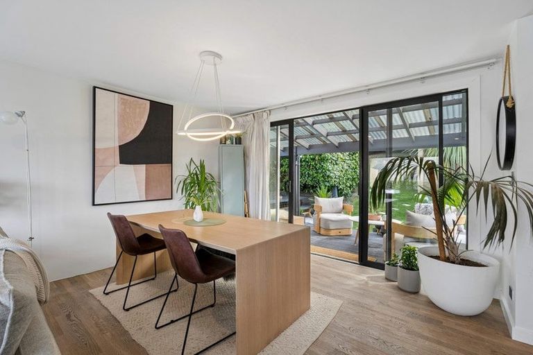 Photo of property in 17 Arawata Terrace, Fernhill, Queenstown, 9300