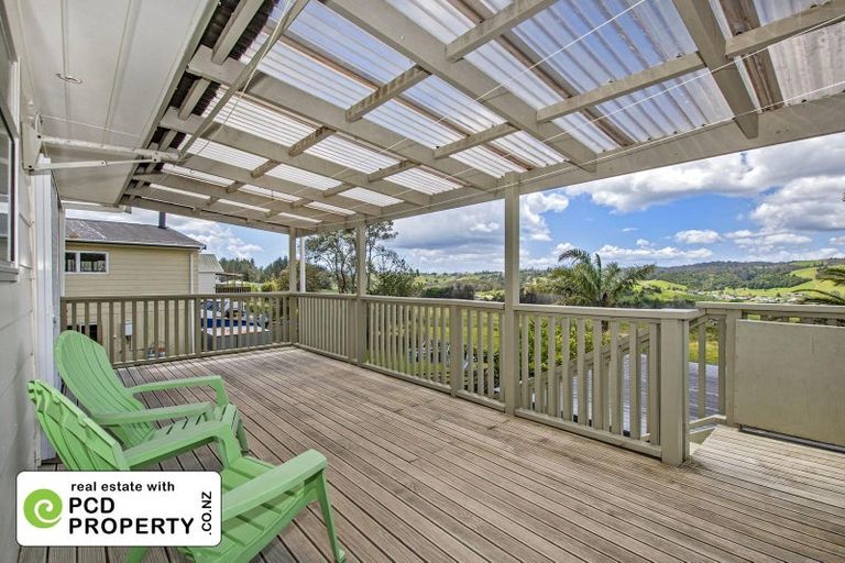 Photo of property in 5 Boundary Road, Hikurangi, 0114