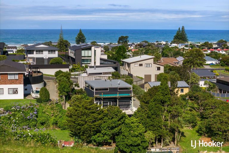 Photo of property in 7b Mayor View Terrace, Waihi Beach, 3611