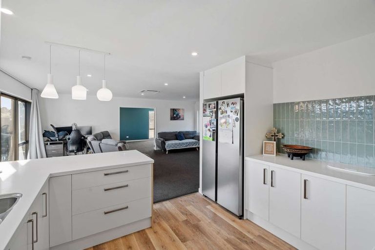 Photo of property in 2 Amur Crescent, Rolleston, 7615