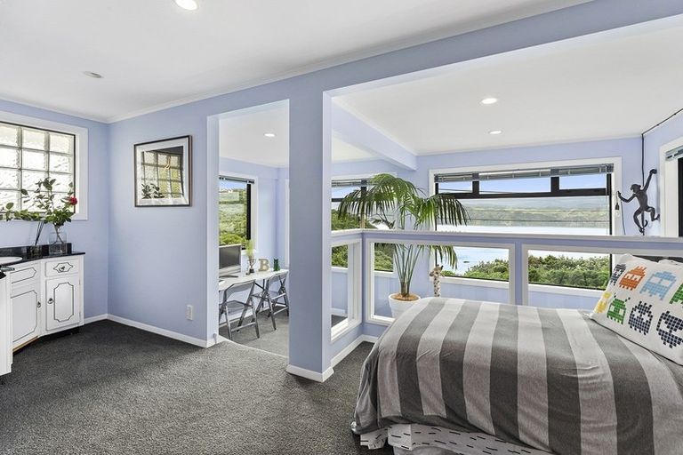 Photo of property in 77 Sidlaw Street, Strathmore Park, Wellington, 6022