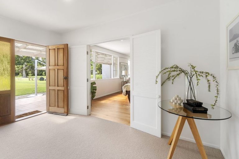 Photo of property in 2 Ward Road, Matakana, Warkworth, 0985