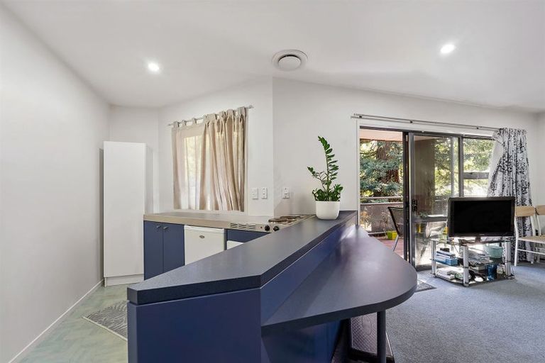 Photo of property in 17/3 The Avenue, Albany, Auckland, 0632