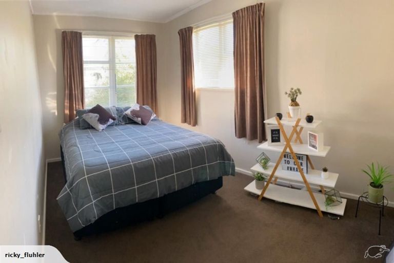 Photo of property in 1079 Heaphy Terrace, Fairfield, Hamilton, 3214