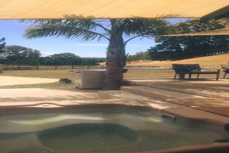 Photo of property in 360 Mutiny Road, Poukawa, Hastings, 4172