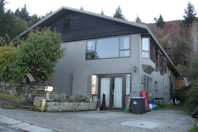 Photo of property in 99 Thompson Street, Queenstown, 9300