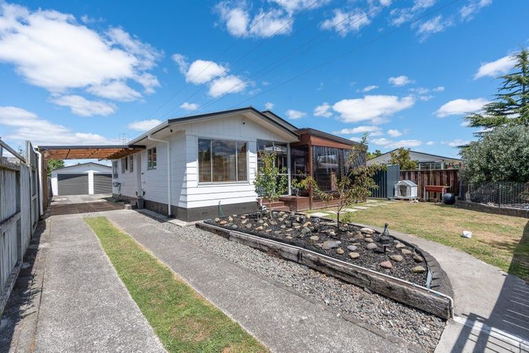 Photo of property in 4 Erika Place, Fairview Downs, Hamilton, 3214