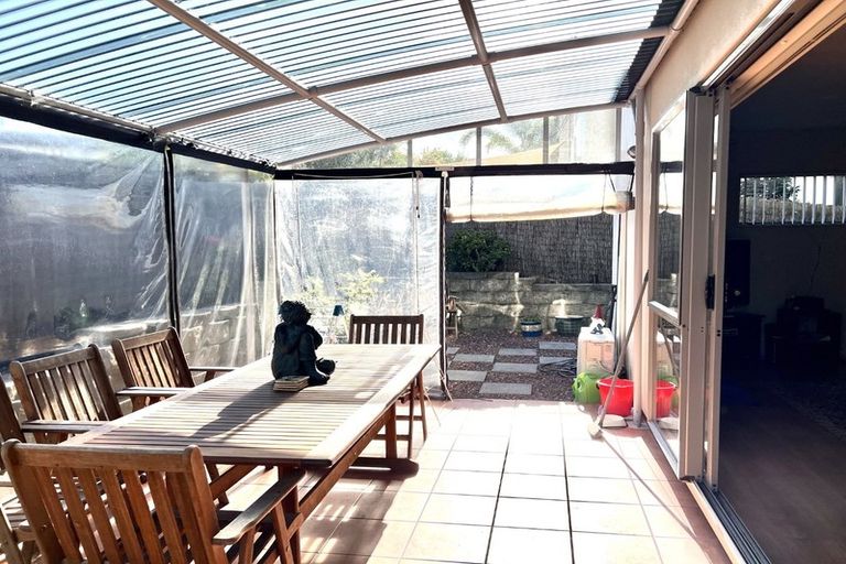 Photo of property in 31 Carento Way, Stanmore Bay, Whangaparaoa, 0932