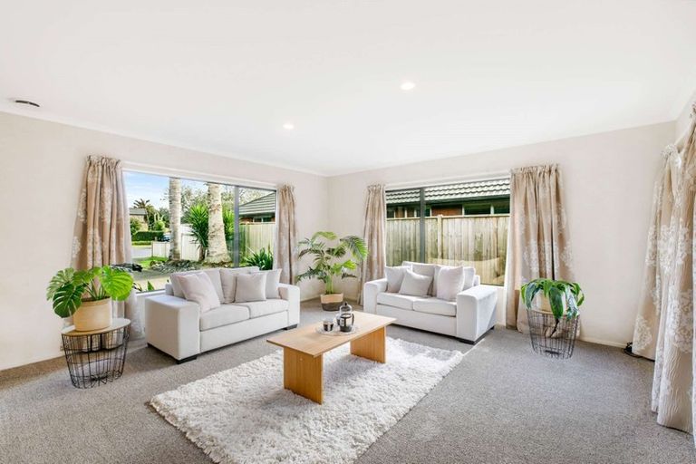 Photo of property in 13 Lockhart Place, Rototuna, Hamilton, 3210