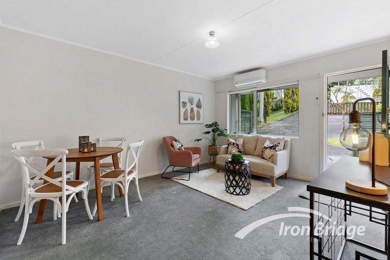 Photo of property in 1/17 Cresta Avenue, Beach Haven, Auckland, 0626