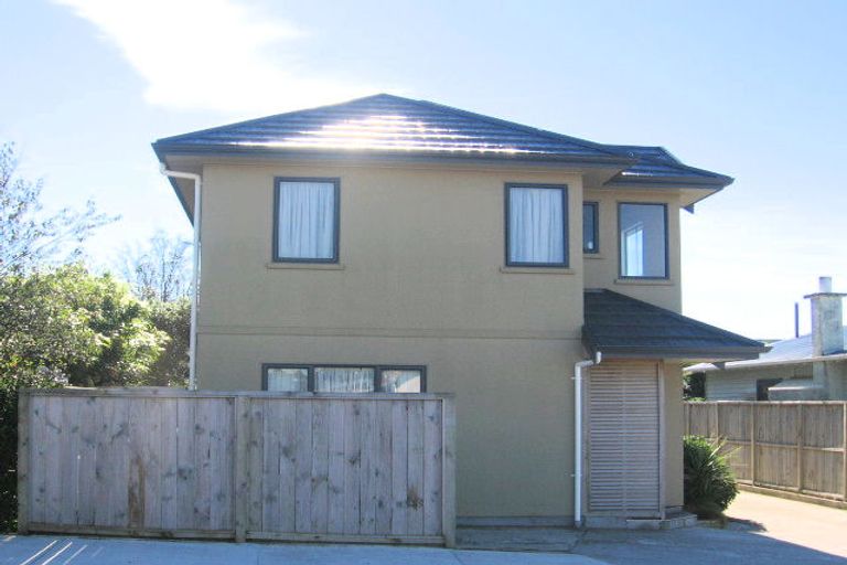 Photo of property in 1/12 Frankmoore Avenue, Johnsonville, Wellington, 6037