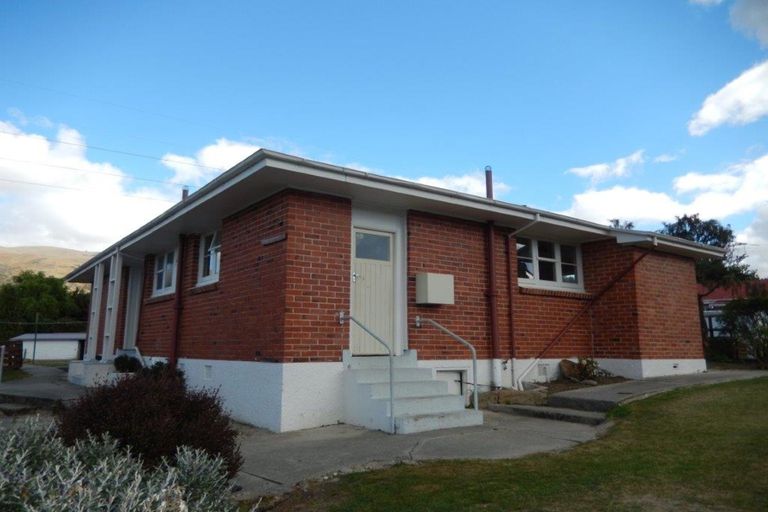 Photo of property in 26 Tamblyn Drive, Lake Roxburgh Village, Roxburgh, 9571