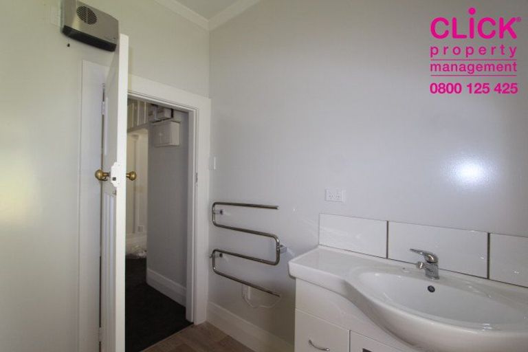 Photo of property in 28 Parkhill Avenue, Mornington, Dunedin, 9011