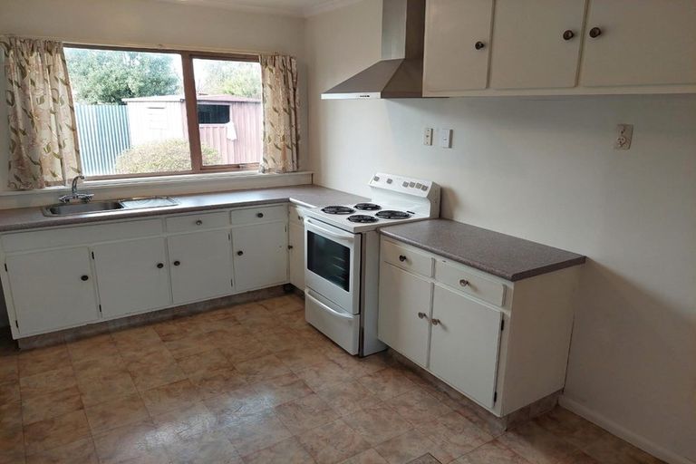 Photo of property in 2/74a Randolph Street, Woolston, Christchurch, 8062