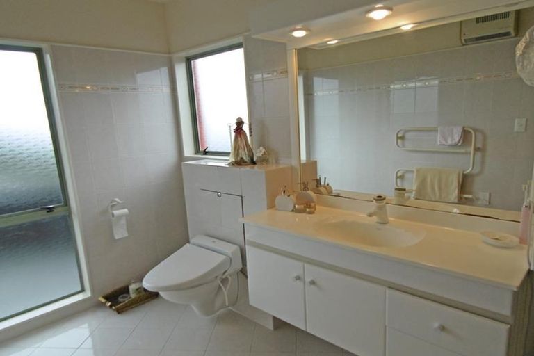 Photo of property in 166 Mellons Road, Mellons Bay, Auckland, 2014