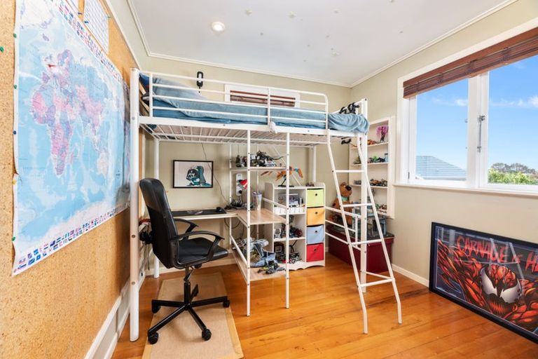 Photo of property in 1/8 Tyne Road, Forrest Hill, Auckland, 0620