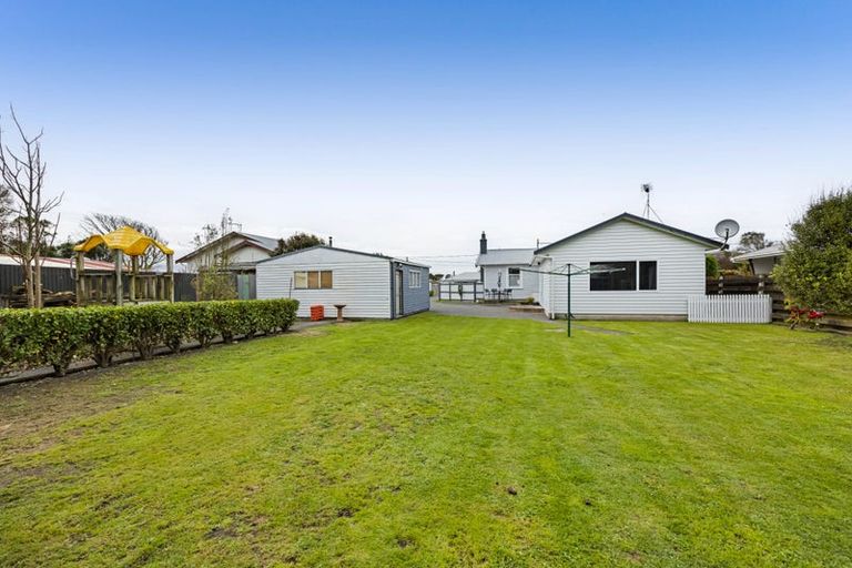 Photo of property in 74 Puriri Street, Hawera, 4610