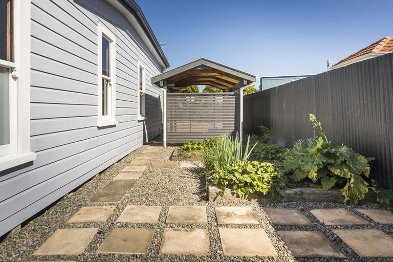 Photo of property in 73a Savage Crescent, West End, Palmerston North, 4412