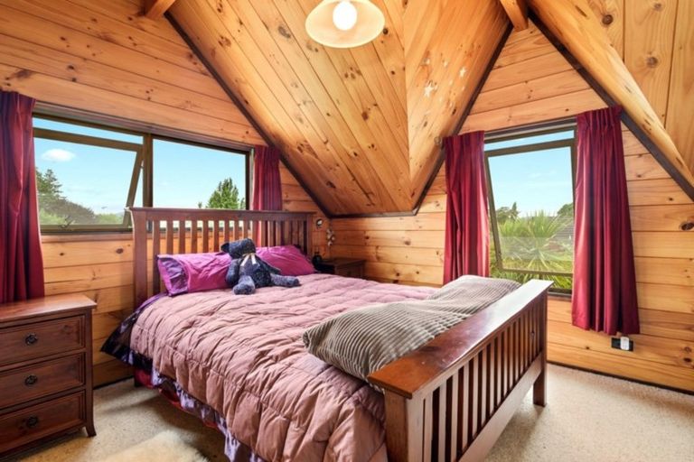 Photo of property in 5 Shane Place, Lynmore, Rotorua, 3010