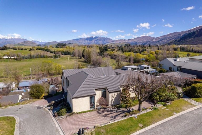 Photo of property in 65 Cotter Avenue, Arrowtown, 9302