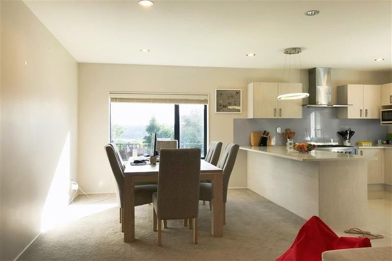 Photo of property in 1 Dhaka Lane, Ranui, Auckland, 0612