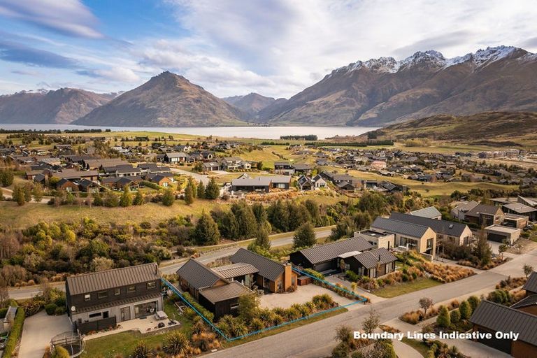 Photo of property in 24 Mckellar Drive, Jacks Point, Queenstown, 9371