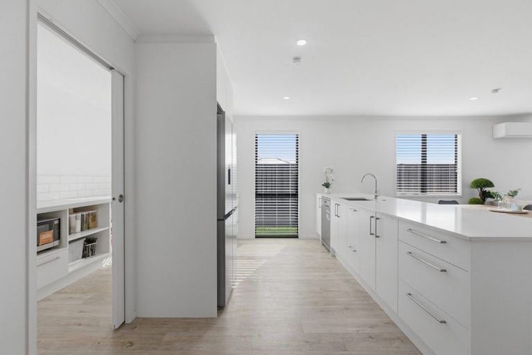 Photo of property in 34 Monaro Place, Papamoa, 3118