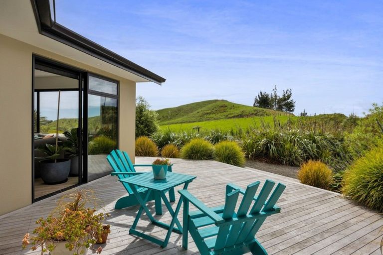 Photo of property in 511 Plymouth Road, Koru, New Plymouth, 4374