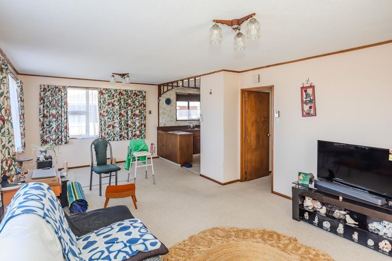 Photo of property in 6a Stuart Street, Holmes Hill, Oamaru, 9401