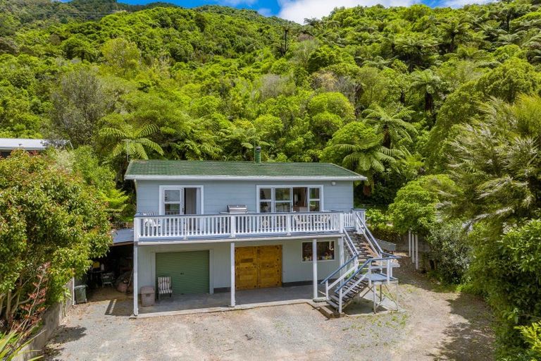 Photo of property in 33 Belvue Bay Road, Havelock, Picton, 7281