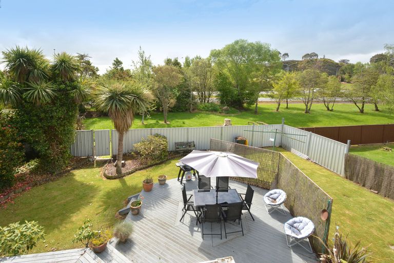 Photo of property in 31 Kinmont Crescent, Kinmont Park, Mosgiel, 9024