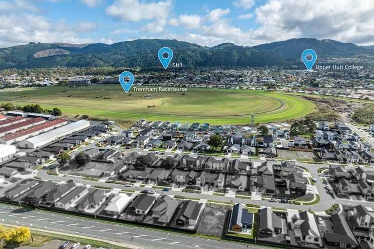 Photo of property in 15 Cynisca Crescent, Wallaceville, Upper Hutt, 5018