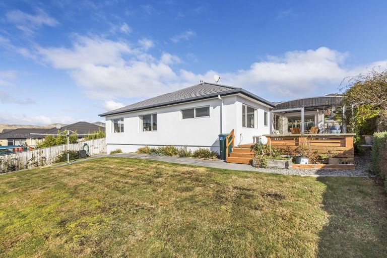 Photo of property in 23 Te Puia Drive, Aotea, Porirua, 5024