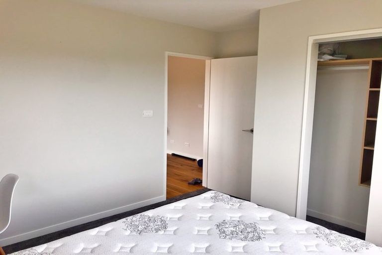 Photo of property in 38 Rathmullen Place, Pinehill, Auckland, 0632