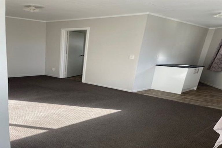 Photo of property in 37 Mcannalley Street, Manurewa East, Auckland, 2102