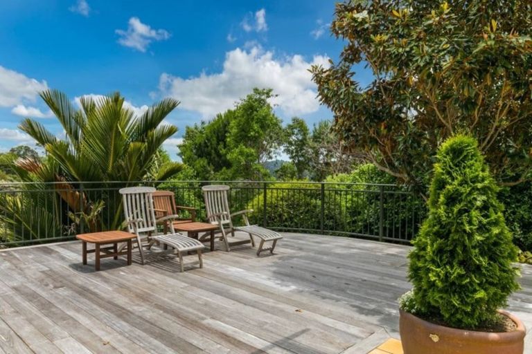 Photo of property in 6 Emily Lane, Greenhithe, Auckland, 0632