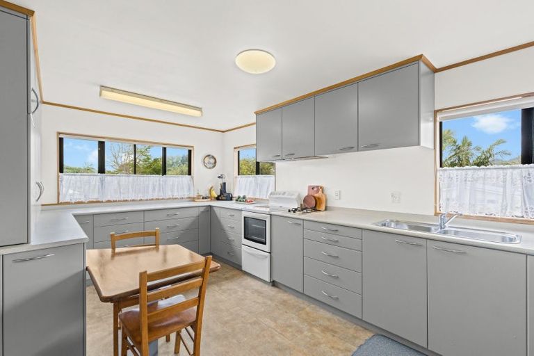 Photo of property in 5 Waimanu Place, Point Wells, Warkworth, 0986