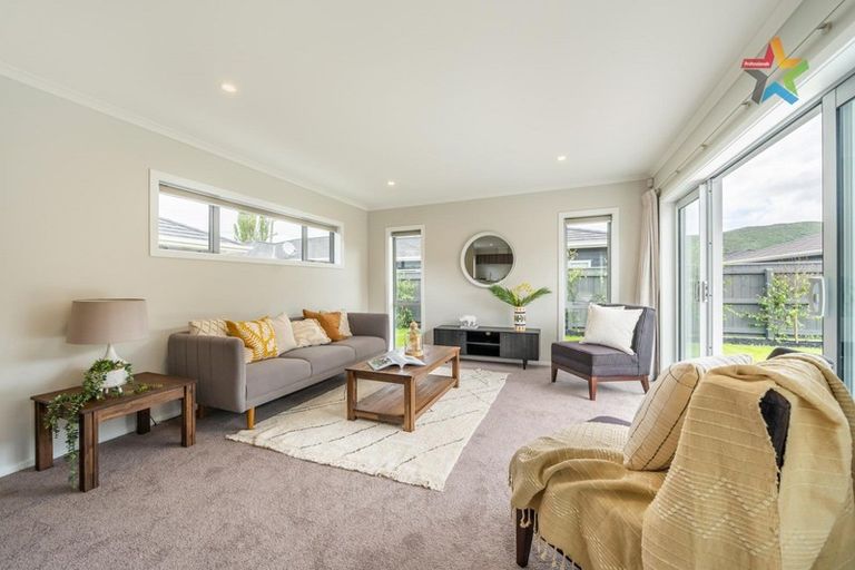 Photo of property in 7 Ford Road, Manor Park, Lower Hutt, 5019