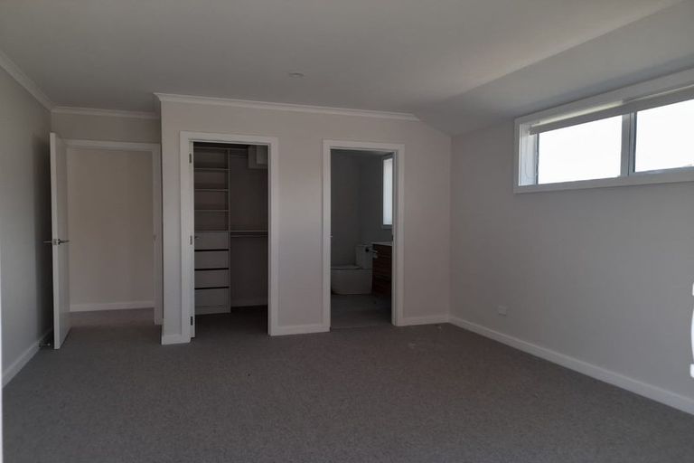 Photo of property in 1 Nottingham Road, Omokoroa, 3114