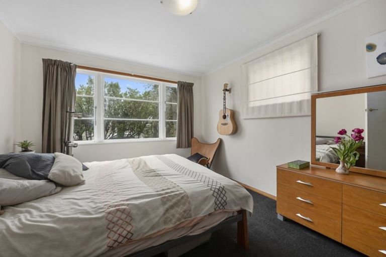 Photo of property in 21 East Street, Petone, Lower Hutt, 5012