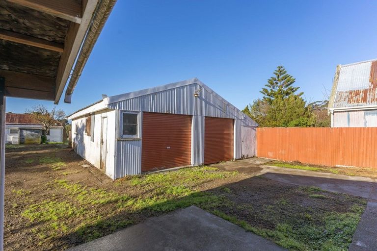 Photo of property in 17 Waite Street, Featherston, 5710