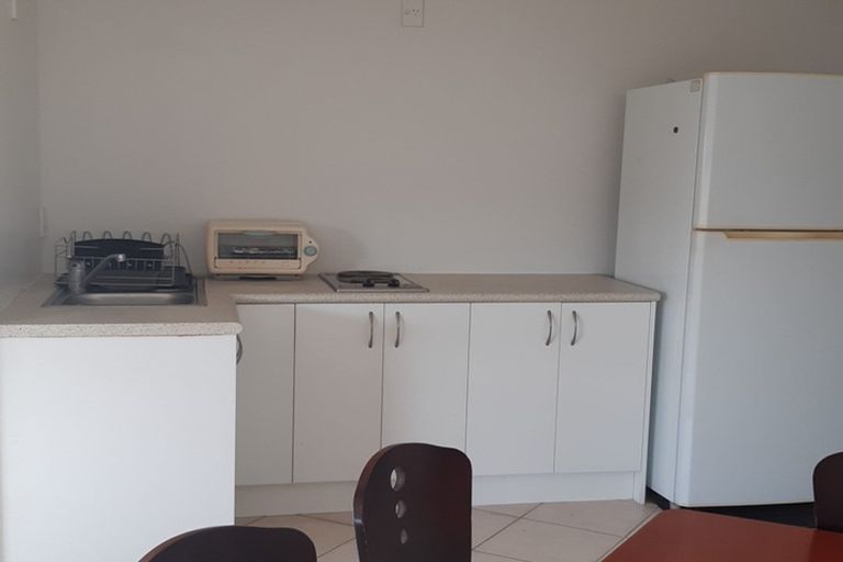 Photo of property in 34 Mulgan Way, Browns Bay, Auckland, 0630