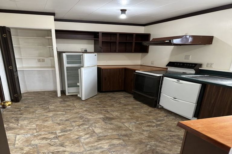 Photo of property in 6 Walker Avenue, Paremata, Porirua, 5026