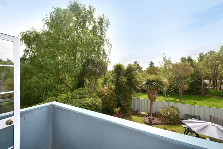 Photo of property in 31 Kinmont Crescent, Kinmont Park, Mosgiel, 9024