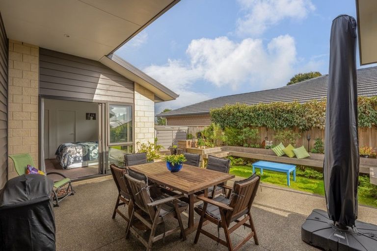 Photo of property in 2 Pohatu Lane, Otaki, 5512