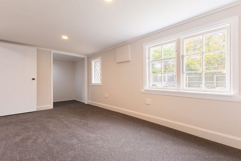 Photo of property in 10 Domain Road, Otaki, 5512